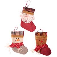 Achetez le stockage et le support de Noël pour votre Mantel, tissu, Bijoux de Noël & styles différents pour le choix Vendu par PC