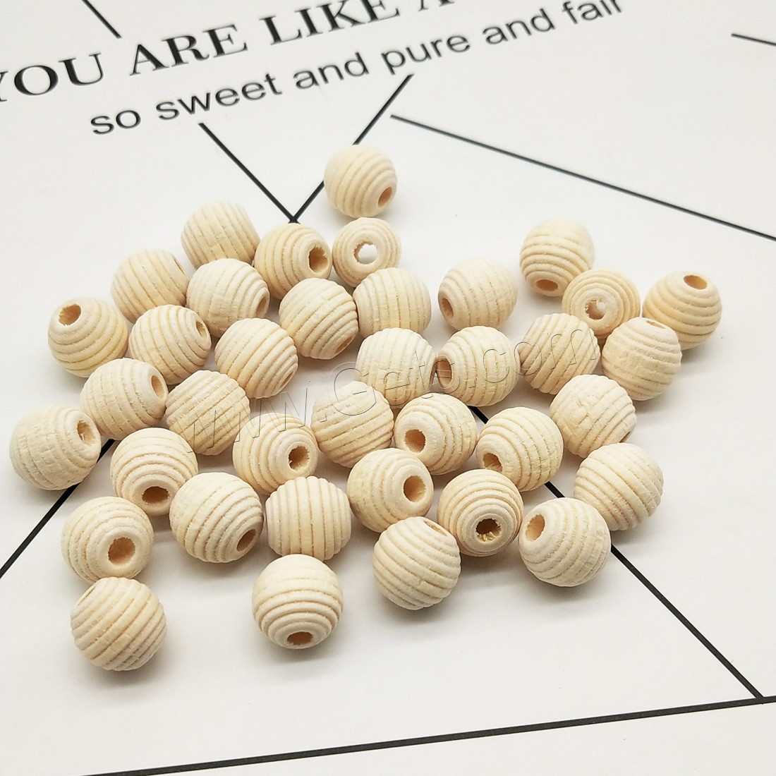 Original Holz Perlen, oval, DIY & verschiedene Größen vorhanden, originale Farbe, Bohrung:ca. 1mm, verkauft von Tasche