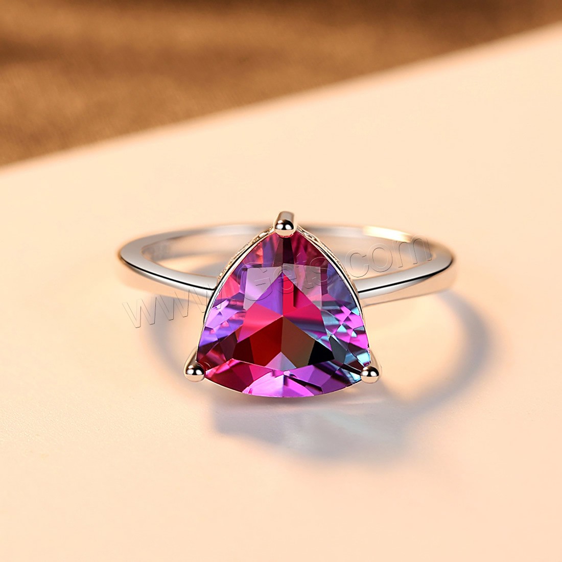 metal anillo, con Cristal austriario, Triángulo, chapado en platina real, diverso tamaño para la opción & para mujer & facetas, libre de níquel, plomo & cadmio, 11x10mm, Vendido por UD