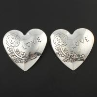 Pendentifs coeur en alliage de zinc, Squaredelle, Plaqué de couleur d'argent, avec le motif de lettre, sans plomb et cadmium Environ 5mm, Vendu par PC