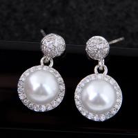 Messing Tropfen Ohrring, mit ABS-Kunststoff-Perlen, rund, platiniert, Micro pave Zirkonia & für Frau, frei von Nickel, Blei & Kadmium, 17x10mm, verkauft von Paar