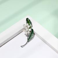 Zinc Alloy Brooch, with Shell Pearl, Leaf, platinum plated, for woman & enamel 