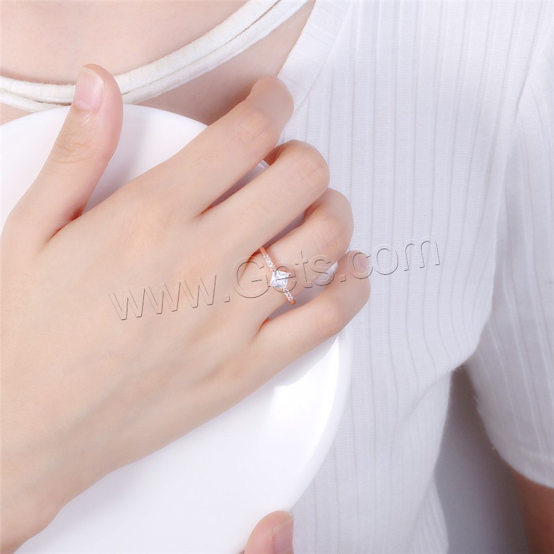 Zirkonia Messing Finger Ring, Rósegold-Farbe plattiert, verschiedene Größen vorhanden & für Frau & mit kubischem Zirkonia, verkauft von PC