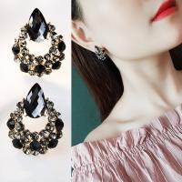 Zinc Alloy Stud Earring, with Crystal, gun black plated, for woman 