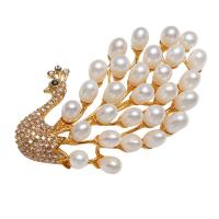 Brass Brooch, with Freshwater Pearl, Peacock, real gold plated, for woman & with rhinestone, nickel, lead & cadmium free, 5-6mm 