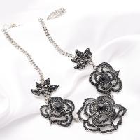Crystal Zinc Alloy Necklace, with Crystal, plated & for woman & with rhinestone Approx 17.7 Inch 