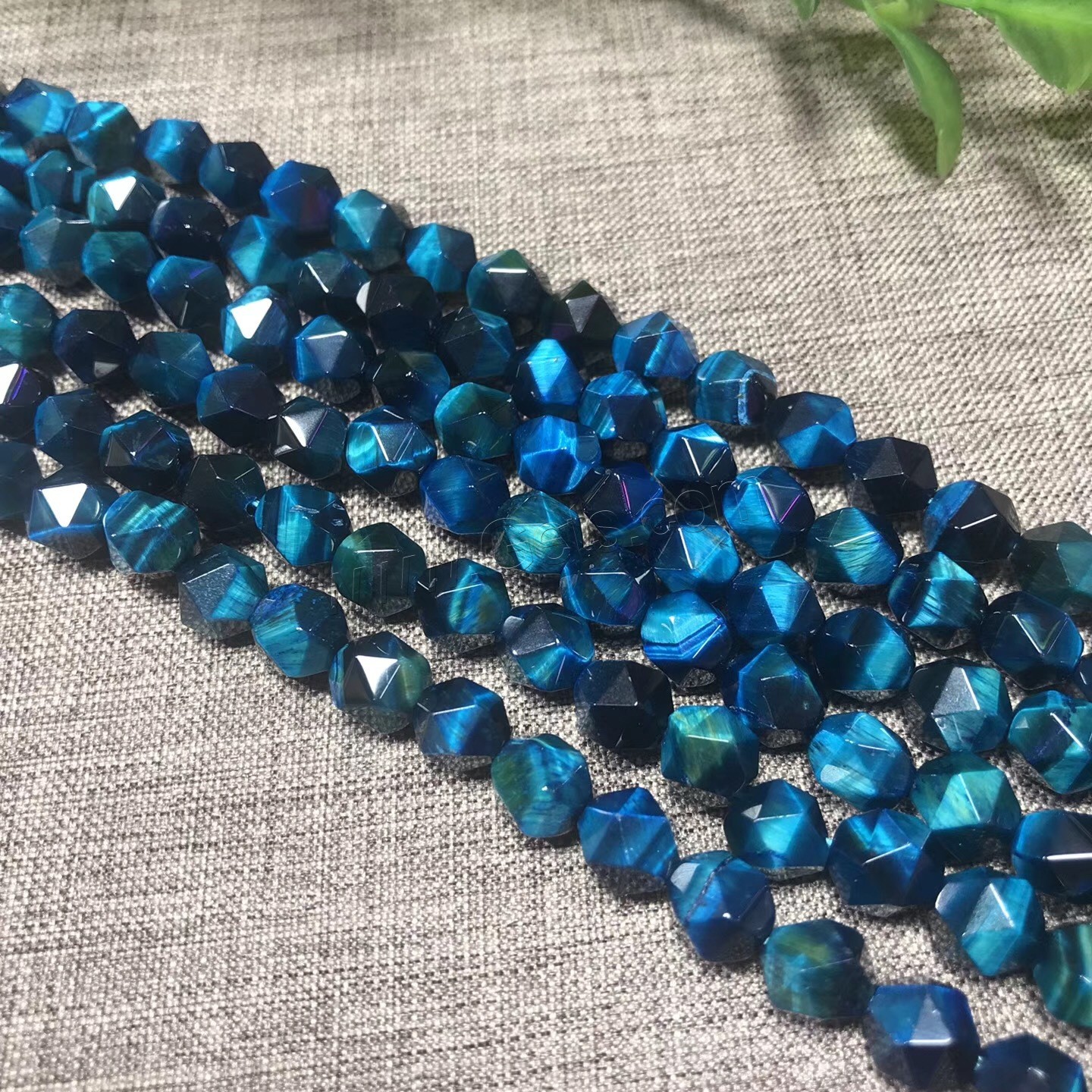Tiger Eye Beads, natural, DIY & faceted, Peacock Blue, Length:Approx 15 Inch, Sold By Strand