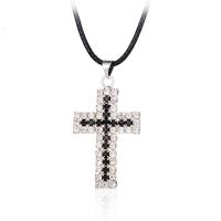 Rhinestone Zinc Alloy Necklace, Cross, platinum color plated, for woman & with rhinestone, nickel, lead & cadmium free, 450mm 