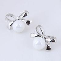 Boucle d'oreille en alliage de zinc en plastique perle, avec Plastique ABS perle, Noeud papillon, Placage de couleur platine, pour femme Vendu par paire