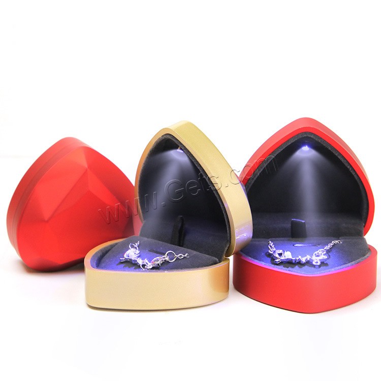 Plástico Caja de exhibición de joyas, Corazón, Resistente & con luz LED & diferentes estilos para la opción, más colores para la opción, 65x71x45mm, 5PCs/Grupo, Vendido por Grupo