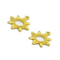 Zinc Alloy Jewelry Pendants, Sun, gold color plated Approx 2mm 
