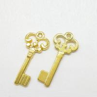 Zinc Alloy Key Pendants, gold color plated Approx 1mm 