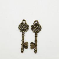 Zinklegierung Schlüssel Anhänger, antike Bronzefarbe plattiert, 33x11x1.6mm, Bohrung:ca. 2mm, 100PCs/Tasche, verkauft von Tasche