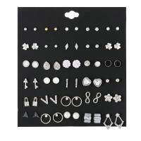 Zinc alliage strass Stud Earring, plastique, pour femme & avec strass, plus de couleurs à choisir, 4mm,6mm,7mm,8mm,11mm,12mm, 30/fixé, Vendu par fixé