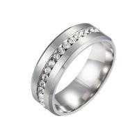 Cubic Zirconia anillo de dedo de acero inoxidable, chapado, Joyería & unisexo & diverso tamaño para la opción & micro arcilla de zirconia cúbica, más colores para la opción, 8x2mm, tamaño:6-13, Vendido por UD