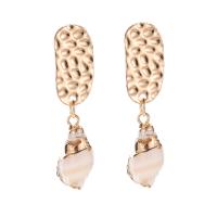 Zinc Alloy Drop Earring, with Trumpet Shell, gold color plated, fashion jewelry & for woman, golden 