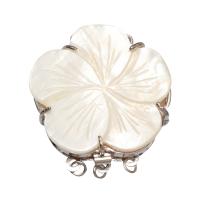 Белая ракушка коннектор, с Латунь, Форма цветка, плакирован серебром, Петля 3/3, белый отверстие:Приблизительно 2mm, продается PC