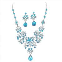 Rhinestone Zinc Alloy Jewelry Set, earring & necklace, with 11cm extender chain, platinum color plated, for woman & with rhinestone Approx 19.69 Inch 
