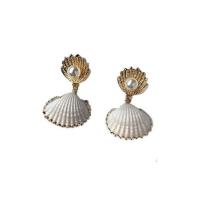 Plastic Pearl Zinc Alloy Earring, with Plastic Pearl, zinc alloy post pin, Shell, gold color plated, for woman, white 