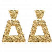 Zinc Alloy Drop Earring, Trapezium, fashion jewelry & for woman, golden 