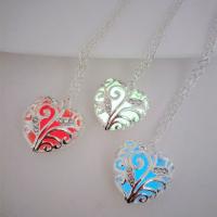 Zinc Alloy Necklace, Heart, silver color plated, for woman & luminated & hollow Approx 19.49 Inch 