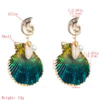 Plastic Pearl Zinc Alloy Earring, with Trumpet Shell & Plastic Pearl, fashion jewelry & for woman 