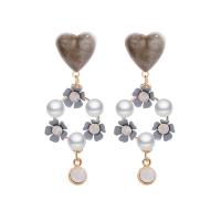 Resin Drop Earring, with Plastic Pearl & Brass, for woman & with rhinestone & hollow 