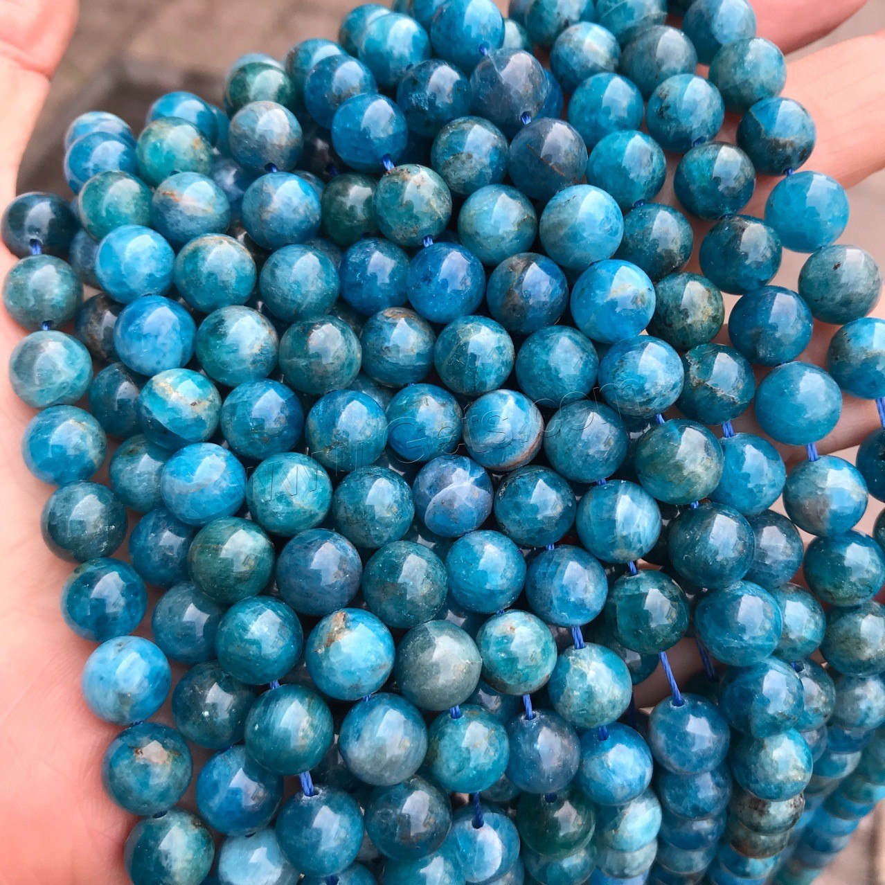 Apatit Perlen, Apatite, rund, poliert, verschiedene Größen vorhanden, blau, verkauft von Strang