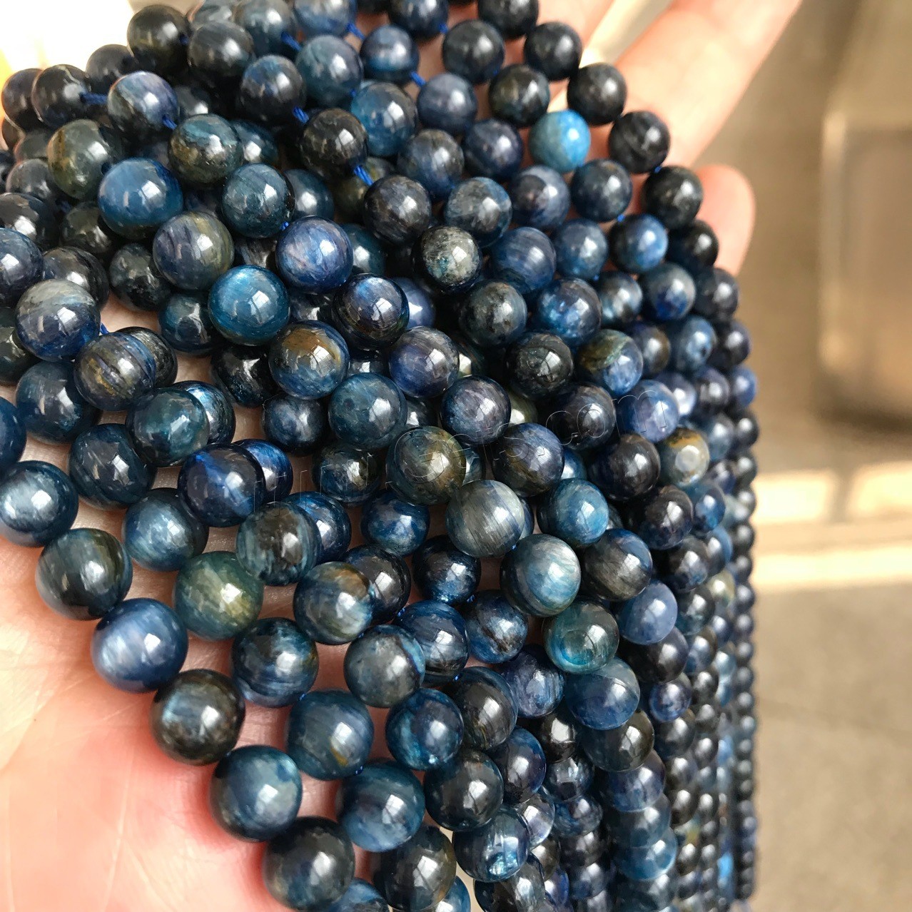 Natürliche Kyanit Perlen, Cyanit, rund, poliert, verschiedene Größen vorhanden, keine, Bohrung:ca. 1mm, verkauft von Strang