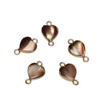 Connecteur de bijoux Coquillage, coquille, avec laiton, coeur plat, Placage de couleur d'or, boucle de 1/1 Environ 1.8mm, Vendu par PC