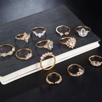Zinc Set anillo de aleación, aleación de zinc, anillo de dedo, chapado en color dorado, para mujer & con diamantes de imitación, dorado, Vendido por Set