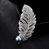 Zinc Alloy Brooch, with Plastic Pearl, Feather, plated, for woman & with rhinestone 