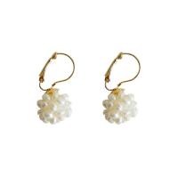 Zinc Alloy Lever Back Earring, with Freshwater Pearl, brass earring clip, plated, fashion jewelry & for woman, golden, 16*34mm 