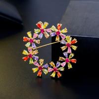 laiton broche, avec zircon cubique, Placage, bijoux de mode & pour femme, multicolore, 49*49mm, Vendu par PC