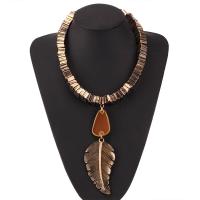 Resin Zinc Alloy Necklace, with Resin, plated, fashion jewelry & for woman 