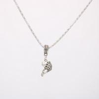 Ожерелье цинкового сплава , цинковый сплав, Рыба, плакирован серебром, ювелирные изделия моды & Женский длина:16.5 дюймовый, продается PC