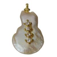 Colgante de cobre con perla cultivada de agua dulce  , metal, con Perlas cultivadas de agua dulce, chapado en color dorado, micro arcilla de zirconia cúbica, 14x25.5x8mm, agujero:aproximado 1.5mm, Vendido por UD