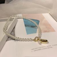 Plastik-Perlenkette, Kunststoff Perlen, goldfarben plattiert, Modeschmuck & Barock-Stil & für Frau, weiß, 490mm, verkauft von Strang