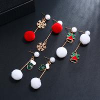 Zinc Alloy Asymmetric Earrings, with Plastic Pearl, plated, Christmas jewelry & for woman & with rhinestone 