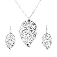 Iron Jewelry Set, earring & necklace, iron earring hook, Leaf, oval chain & for woman & hollow, silver color Approx 17.7 Inch 