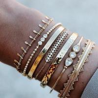 alliage de zinc Set de bracelet, bracelet de manchette & Bracelet, avec cristal, Placage, bijoux de mode & pour femme, doré, Vendu par fixé