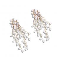Zinc Alloy Tassel Earring, with Glass Beads & Plastic Pearl, plated, fashion jewelry & for woman & with rhinestone, white 
