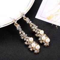 Zinc Alloy Drop Earring, with Plastic Pearl, fashion jewelry & for woman, gold, 5.4cmx1.5cm 