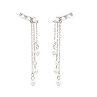 Zinklegierung Tropfen Ohrring, mit Kunststoff Perlen, Modeschmuck & für Frau, weiß, 6.8cm, verkauft von Paar