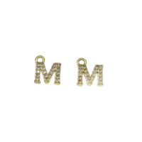 Carta colgantes de latón, metal, Letra M, chapado en color dorado, micro arcilla de zirconia cúbica, 9.5x11x2mm, agujero:aproximado 1.5mm, 30PCs/Bolsa, Vendido por Bolsa