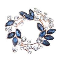 Bijoux broche en Zinc alliage , alliage de zinc, Placage, bijoux de mode & pour femme & avec strass, bleu Vendu par PC