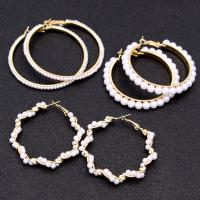 Zinc Alloy Hoop Earring, with Plastic Pearl, fashion jewelry & for woman, 60mm 