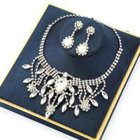 Brass Jewelry Set, earring & necklace, with Crystal, with 2.76 inch extender chain, platinum color plated, 2 pieces & for woman & with rhinestone, metallic color plated, nickel, lead & cadmium free Approx 16.54 Inch 