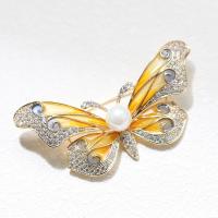 Cubic Zirconia Brooch, Brass, with Freshwater Pearl, Butterfly, gold color plated, Unisex & micro pave cubic zirconia & epoxy gel 