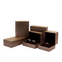 boîtes à bijoux en cuir, papier en similicuir, durable & styles différents pour le choix, plus de couleurs à choisir, Vendu par PC